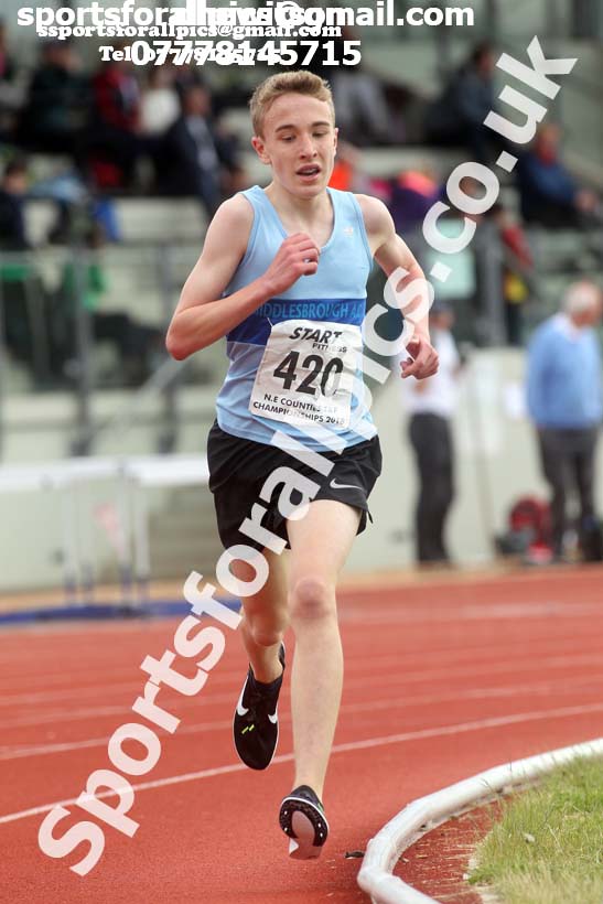 Mens under-17 3000 metres, North Eastern Track and Fields Champs., Middlesbrough. Photo: David T. Hewitson/Sports for All Pics